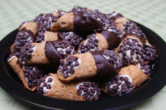 Cannoli Tray